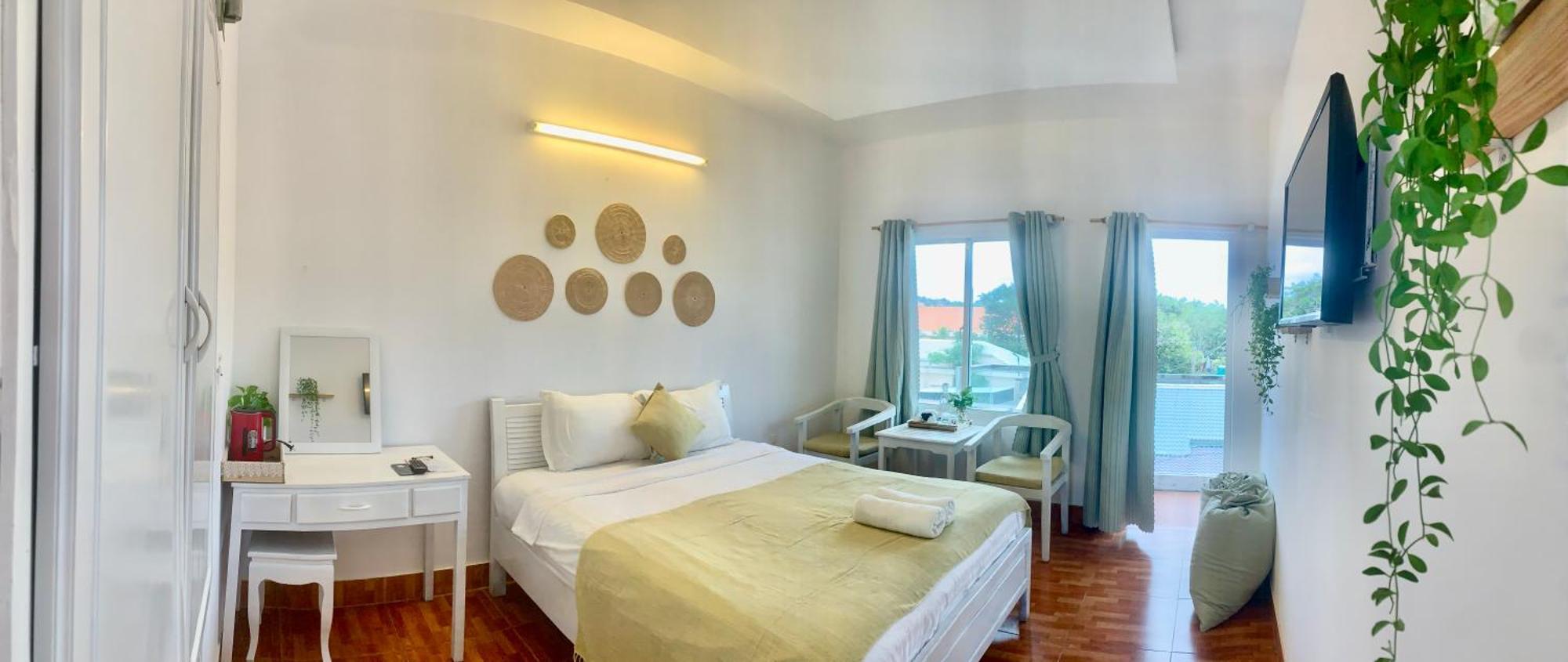 Hotel A L Y S S A Seaside Muine Mui Ne Esterno foto