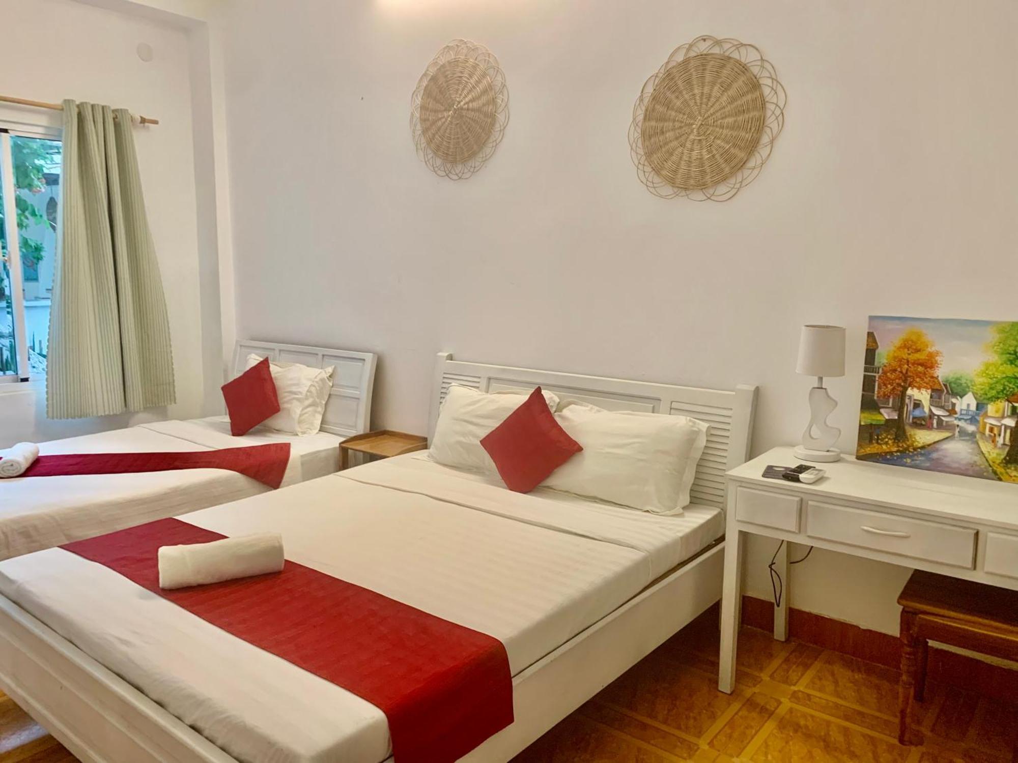 Hotel A L Y S S A Seaside Muine Mui Ne Esterno foto